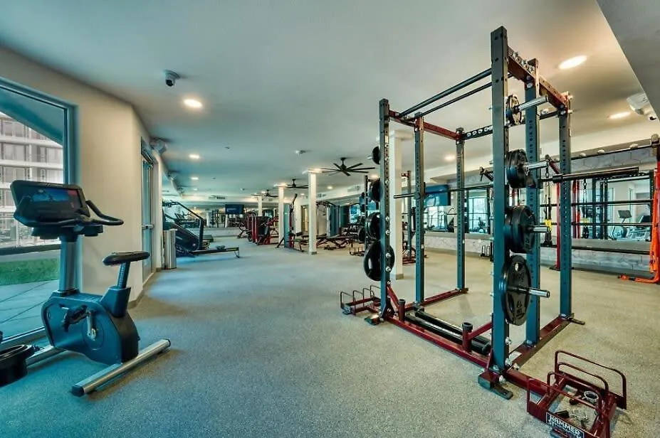 Cozysuites Phx Roro Gym, Pool, Pets, Parking! #8 Phoenix 0*,  Estados Unidos da América
